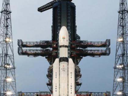 watch Chandrayaan-3 Launch Updates isro india moon mission isro know all about surface Moon in August, 2-.35 pm spectacularly flying skyward leaving thick plume smoke see video | Chandrayaan-3 Launch Updates: अगस्त में चंद्रमा की सतह पर चंद्रयान-3, दोपहर 2.35 बजे धुएं का घना गुबार छोड़ते हुए शानदार ढंग से आकाश की ओर रवाना