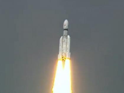 Chandrayaan-3 launched India's 3rd lunar exploration mission begins | लॉन्च हुआ 'चंद्रयान-3', चंद्रमा की सतह पर लैंडर की 'सॉफ्ट लैंडिंग' है लक्ष्य, देखें वीडियो