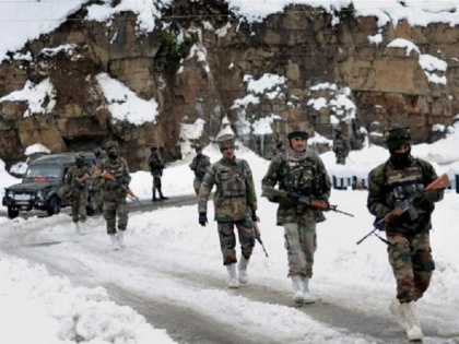 Army issued a warning, China is rapidly developing infrastructure on the border of Arunachal | सेना ने जारी की चेतावनी, 'चीन अरुणाचल की सीमा पर तेजी से कर रहा है बुनियादी ढांचे का विकास'