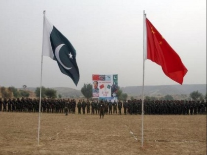 China's Mandarin approved as official language of Pakistan | चीन से बढ़ता पाकिस्तान का प्यार, 'मंदारिन' को पाक में मिला आधिकारिक भाषा का दर्जा