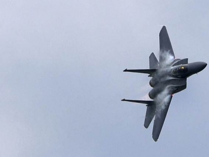 Tension increased in China and Taiwan, Dragon sent 19 fighter jets including two bomber aircraft | चीन व ताइवान में बढ़ा तनाव, ड्रैगन ने दो बमवर्षक विमान सहित 19 लड़ाकू विमानों को भेजा