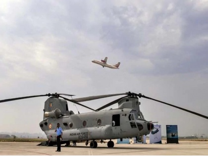 American 'sea eagle' will hunt submarine, Indian army will soon get 'flying tanker' Chinook helicopter | अमेरिकी 'समुद्री बाज' करेगा सबमरीन का शिकार, सेना को मिलेंगे 'उड़ते टैंकर' चिनूक हेलिकॉप्टर