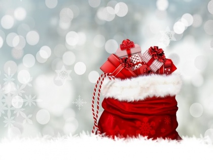 Christmas 2019: who is secret santa know the gift story and the history of santa claus | Christmas 2019: कौन थे सीक्रेट सैंटा? क्रिसमस पर क्यों दिया जाता है मोजे में गिफ्ट-पढ़िए दिलचस्प कहानी