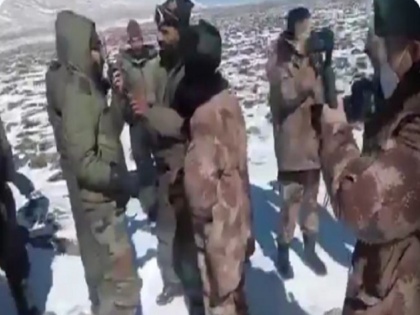 Indian and Chinese Troops Clash in Sikkim watch video Shows High-Altitude | गलवान के बाद सिक्किम में हुई भारत-चीन के सैनिकों के बीच झड़प, सामने आया हाथापाई का वीडियो