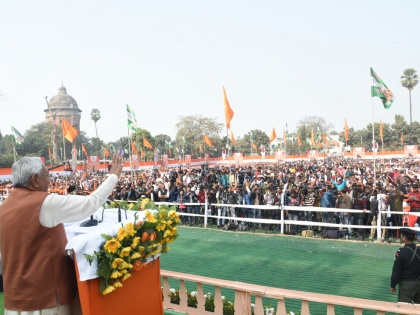 Maharana Pratap anniversary ​​JDU bridged Patna saffron flag CM Nitish kumar praised bihar bjp rjd | महाराणा प्रताप की पुण्यतिथिः जदयू ने भगवा झंडा से पटना को पाटा, सीएम नीतीश ने जमकर सराहा