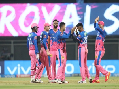 RR vs KKR 18th Match Indian Premier League 2021 Chris Morris take four wicket | IPL 2021: राजस्थान के गेंदबाजों का दमदार प्रदर्शन, महज 133 रन बना पाई केकेआर, क्रिस मॉरिस ने झटके चार विकेट