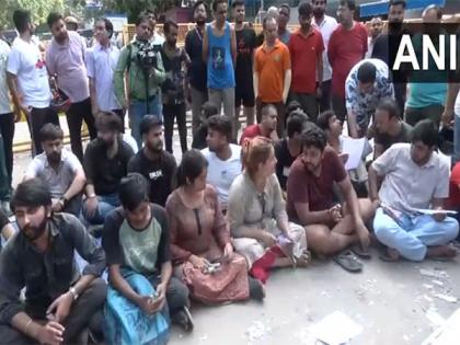 watch video Delhi Rau's IAS centre flooding LIVE BJP workers protest AAP office One engineer terminated another suspended 3 IAS aspirants see | Delhi Rau's IAS centre flooding LIVE: 3 अभ्यर्थियों की मौत, अब तक 7 अरेस्ट, जूनियर इंजीनियर बर्खास्त और सहायक इंजीनियर निलंबित, संसद में हंगामा watch video Delhi Rau's IAS centre flooding LIVE BJP workers protest AAP office One engineer terminated another suspended 3 IAS aspirants see | Delhi Rau's IAS centre flooding LIVE: 3 अभ्यर्थियों की मौत, अब तक 7 अरेस्ट, जूनियर इंजीनियर बर्खास्त और सहायक इंजीनियर निलंबित, संसद में हंगामा