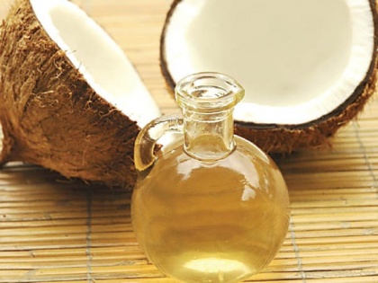 5 Amazing Benefits Of Applying Coconut Oil On Your Face | जानिए चेहरे पर नारियल तेल लगाने के 5 फायदों के बारे में, मिलेगी दमकती त्वचा