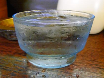 Cold Water Side Effect Do not drink cold water like this in summer your problems may increase know its big disadvantages | Cold Water Side Effect: गर्मियों में ऐसे ही मत पी लिया कीजिए ठंडा पानी, बढ़ सकती है आपकी परेशानी-हो सकते हैं बीमार, जानें इसके बड़े नुकसान