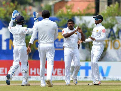 South Africa all out on 124 in first innings vs Sri Lanka in Colombo test | केशव महाराज के 9 विकेट के बाद श्रीलंकाई स्पिनरों का जादू, दक्षिण अफ्रीका कोलंबो टेस्ट में 124 पर ढेर
