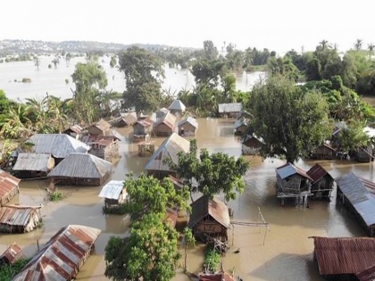 Congo Flood more than 200 people died hundreds of houses washed away search for missing people video | कांगो में बाढ़ से तबाही, 200 से अधिक लोगों की मौत, सैकड़ों घर बहे, लापता लोगों की तलाश जारी, देखें वीडियो