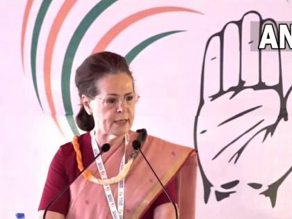 Congress interim president Sonia Gandhi at the party's Nav Sankalp Chintan Shivir | कांग्रेस नव संकल्प चिंतन शिविर में बोलीं सोनिया गांधी- ये राष्ट्रीय मुद्दों पर चर्चा करने का अवसर है