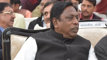 Alamgir Alam Jharkhand minister and Congress leader arrested by ED in money laundering case huge cash recovery household help PS Sanjeev Lal | Congress leader Alamgir Alam: झारखंड के मंत्री और कांग्रेस नेता आलमगीर आलम अरेस्ट, ईडी ने 37 करोड़ किए थे जब्त