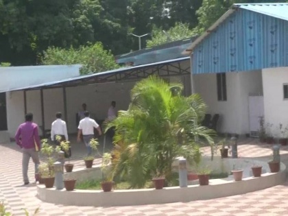 CBI conducts raid at Ranchi residence of Bandhu Tirkey in National Games scam | झारखंड के पूर्व खेल मंत्री बंधु तिर्की के घर सीबीआई की छापेमारी, रांची में राष्ट्रीय खेल घोटाले को लेकर रेड