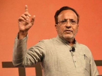 lok sabha election 2019: Congress leader in Gujarat comments is 56 inches chest | गुजरात में कांग्रेस नेता अर्जुन मोढवाडिया के बिगड़े बोल, कहा- केवल गधों का सीना 56 इंच का होता है