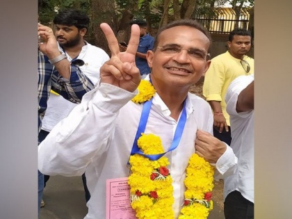 Panji seat won by congress candidate Attanasio monserratte | गोवा विधानसभा उपचुनाव: मनोहर पर्रिकर के निधन से खाली हुई सीट पर हारी बीजेपी, कांग्रेस की झोली में गया पणजी