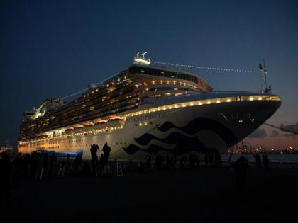 Coronavirus: 138 Indians stranded on Japanese cruise ship for a week, Indian Embassy is in constant touch | कोरोना वायरस: जापानी क्रूज जहाज पर एक सप्ताह से फंसे हैं 138 भारतीय, लगातार संपर्क में है भारतीय दूतावास Coronavirus: 138 Indians stranded on Japanese cruise ship for a week, Indian Embassy is in constant touch | कोरोना वायरस: जापानी क्रूज जहाज पर एक सप्ताह से फंसे हैं 138 भारतीय, लगातार संपर्क में है भारतीय दूतावास