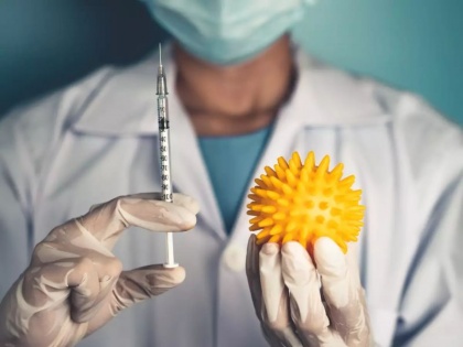 French expert says a 100-per-cent effective coronavirus vaccine by 2021, know here covid-19 prevention and precaution tips in Hindi | Coronavirus medicine: वैज्ञानिकों का दावा, 2021 तक आ सकती है 'कोरोना के पक्के इलाज' की दवा, तब तक ये 2 उपाय बचा सकते हैं जान