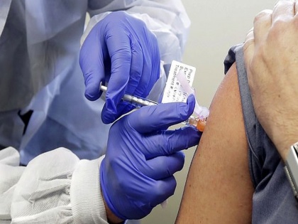 Covid-19 vaccine will be priced at Rs 365, patients recover rate 84.34 | Coronavirus: भारत को जुलाई तक 40-50 करोड़ Covid-19 टीकों की होगी जरूरत, जानिए कितनी होगी कीमत