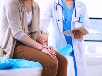 Survey: One in 10 adults will not get treatment for corona virus due to expenses | सर्वे: खर्चे के कारण 10 में से एक वयस्क कोरोना वायरस का इलाज नहीं कराएंगे