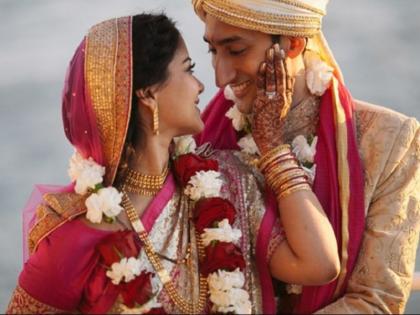 love marriage prediction according to zodiac sign love or arranged marriage prediction by date of birth in hindi | आपके जन्म की तारीख खोलती है कई राज, जानें होगी लव या अरेंज मैरिज! love marriage prediction according to zodiac sign love or arranged marriage prediction by date of birth in hindi | आपके जन्म की तारीख खोलती है कई राज, जानें होगी लव या अरेंज मैरिज!