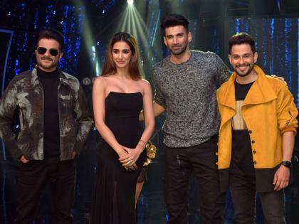 मलंग के प्रमोशन में जुटी पूरी स्टार कास्ट, इस अंदाज में इंडियन आइडल के सेट पर आई नजर