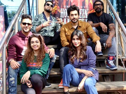 होली के गाने के बाद कुछ इस अंदाज में नजर आए सनी-मौनी, रेमो और मीका का भी दिखा खास अंदाज-देखें फोटो