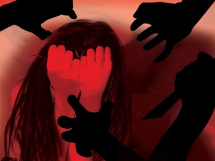 Purnia two woman one minor girl beaten overnight witch forcibly made drink bihar police | पूर्णियाः डायन का आरोप लगाकर दो महिलाओं और नाबालिग लड़की को रात भर पीटा, जबरन मल-मूत्र पिलाया
