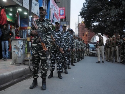 Amid protest on CAM Centre starts withdrawing paramilitary forces from Jammu and Kashmir, troops moved to Assam | नागरिक संशोधन विधेयक पर पूर्वोत्तर राज्यों में विरोध के बीच कश्मीर से अर्धसैनिक बलों को असम भेजने की तैयारी