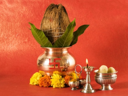 Chaitra Navratri 2018: Know the importance and significance of Kalash in puja | चैत्र नवरात्रि 2018: क्यों किया जाता है कलश स्थापित, जानें शास्त्रीय महत्व एवं लाभ