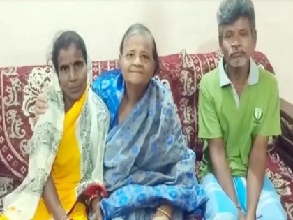 Odisha Cuttack woman donated over Rs 1 Crore property to rickshaw puller | रिक्शा चालक को महिला ने सौंपी एक करोड़ से अधिक की संपत्ति, आखिर क्यों, जानिए पूरा मामला