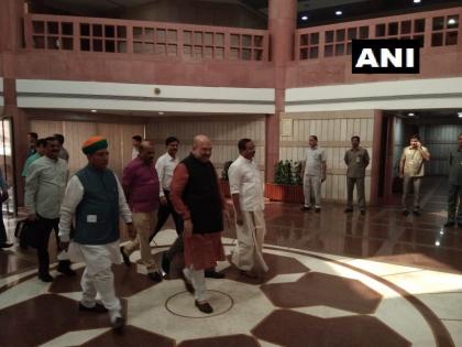 Delhi: BJP Parliamentary Party Meeting is underway at Parliament library building. | बीजेपी संसदीय बोर्ड बैठक: बजट को लेकर होगी चर्चा, दशकों बाद आडवाणी-जोशी बैठक में मौजूद नहीं Delhi: BJP Parliamentary Party Meeting is underway at Parliament library building. | बीजेपी संसदीय बोर्ड बैठक: बजट को लेकर होगी चर्चा, दशकों बाद आडवाणी-जोशी बैठक में मौजूद नहीं