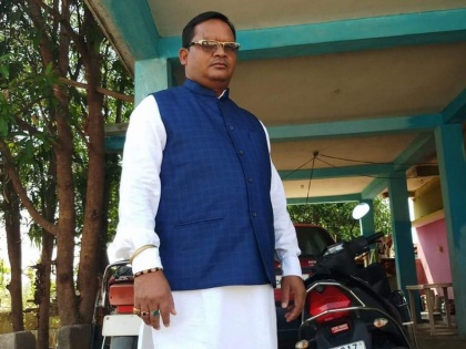 Chhattisgarh: Samajwadi Party (SP) leader Santosh Punem who was abducted by Naxals yesterday in Bijapur has been found dead today. | छत्तीसगढ़ के बीजापुर में नक्सलियों ने सपा नेता संतोष पुनेम को मार डाला