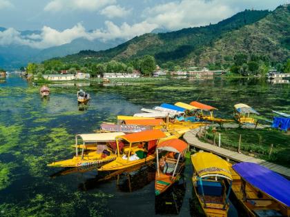 india's most beautifull lakes for boating | बोटिंग का मजा लेना चाहते हैं तो जाएं भारत की इन खूबसूरत झीलों पर