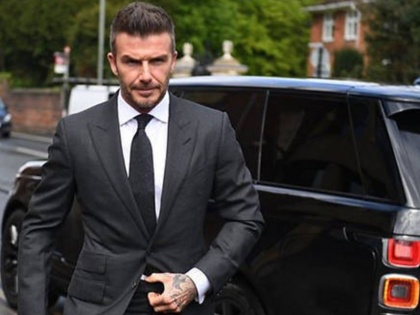 David Beckham gets 6 month ban for using mobile phone while driving his Bentley car | डेविड बेकहम की ड्राइविंग पर लगा 6 महीने का बैन, पिछले साल की फोटो ने दिलाई सजा