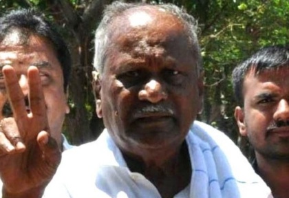 Karnataka's minister in controversy by expressing anger over the voters! | वोटरों पर गुस्सा जाहिर करके विवादों में घिरे कर्नाटक के मंत्री थमन्ना!