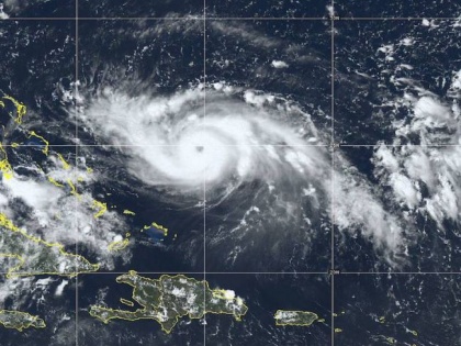 Hurricane Dorian Is Now a Major Category 4 Storm | ‘डोरियन’ तूफान मजबूत होकर चौथी श्रेणी में तबदील, 130 मील प्रति घंटा की रफ्तार से हवाएं चलीं