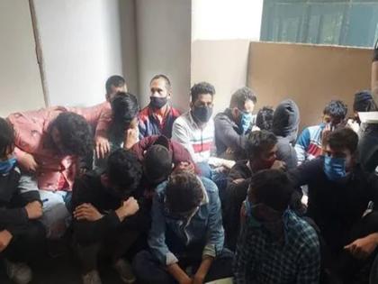 racket busted in Faridabad 34 people including 14 girls arrested | फरीदाबाद के होटल में सेक्स रैकेट का पर्दाफाशः 14 लड़कियों सहित 34 गिरफ्तार, गैंगेस्टर विकास दुबे इसी होटल में घात लगाकर ठहरा था