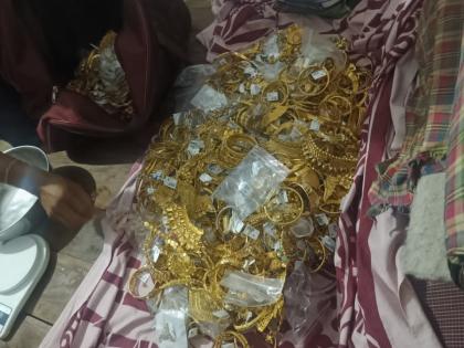 Police got success in theft of Rs 25 crore in jewelery shop in Delhi accused caught in Chhattisgarh | दिल्ली में ज्वैलरी शॉप में हुई 25 करोड़ की चोरी में पुलिस को मिली सफलता, छत्तीसगढ़ में पकड़े गए आरोपी Police got success in theft of Rs 25 crore in jewelery shop in Delhi accused caught in Chhattisgarh | दिल्ली में ज्वैलरी शॉप में हुई 25 करोड़ की चोरी में पुलिस को मिली सफलता, छत्तीसगढ़ में पकड़े गए आरोपी