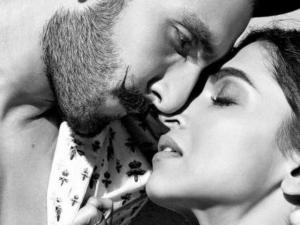 In Pics: बिना इंटिमेट हुए ही इन 10 रोमांटिक तरीकों से ऐसे बचाएं बॉयफ्रेंड से रिश्ता