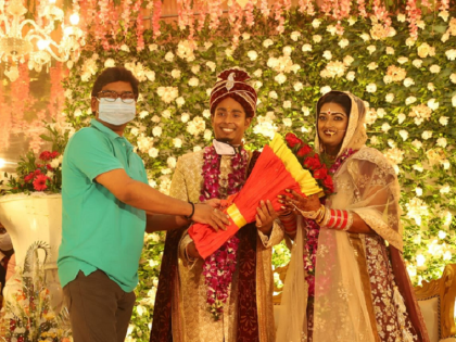 Indian archers Deepika Kumari, Atanu Das weeding in ranchi | भारतीय तीरंदाज दीपिका कुमारी और अतनु दास ने शादी रचाई, देखें तस्वीरें