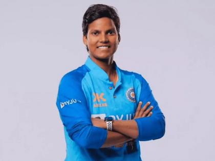 Women's T20 International Rankings verge becoming number 1 bowler 1st time Deepti Sharma overtakes Annabel Sutherland reach second place | महिला टी20 अंतरराष्ट्रीय रैंकिंगः 9 अंक और दुनिया में नंबर-1, सदरलैंड को पीछे छोड़ दूसरे पायदान पर दीप्ति