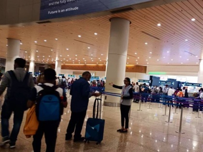 Scindia shares major reason behind ease in congestion at Delhi airport | ज्योतिरादित्य सिंधिया ने दिल्ली हवाईअड्डे पर भीड़ कम होने की बताई वजह, ट्वीट कर कही ये बात
