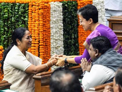 Delhi Assembly Session CAG report will be presented in Assembly today issues related to liquor policy Sheeshmahal will be revealed Full list here | Delhi Assembly Session: आज विधानसभा में पेश होगी CAG रिपोर्ट, शराब नीति, 'शीशमहल' जुड़े मुद्दों पर होगा खुलासा! पूरी लिस्ट यहां Delhi Assembly Session CAG report will be presented in Assembly today issues related to liquor policy Sheeshmahal will be revealed Full list here | Delhi Assembly Session: आज विधानसभा में पेश होगी CAG रिपोर्ट, शराब नीति, 'शीशमहल' जुड़े मुद्दों पर होगा खुलासा! पूरी लिस्ट यहां