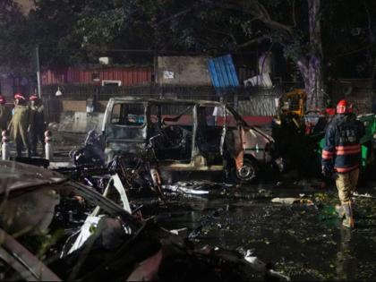 Delhi On High Alert After 8 Killed, 24 Injured In Car Blast Near Red Fort Metro Station; CRPF DIG Rushes To Spot | दिल्ली ब्लास्ट: रेड फोर्ट मेट्रो स्टेशन के पास कार ब्लास्ट के बाद हाई अलर्ट पर राजधानी, धमाके में 8 लोगों की मौत, 24 घायल