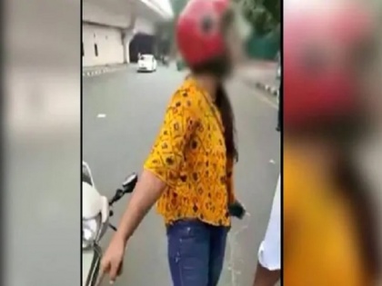 Delhi Girl threatens suicide traffic police when they stopped for traffic fine | दिल्ली की लड़की का हाईवोल्टेज ड्रामा, पुलिस को दी धमकी- चालान काटा तो कर लूंगी सुसाइड