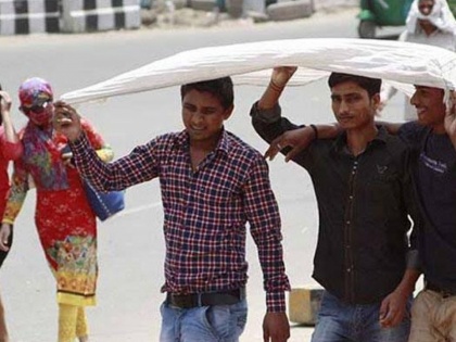 Weather Report: Delhiites suffering from heat and humidity | Weather Report: दिल्लीवासी गर्मी और उमस से बेहाल