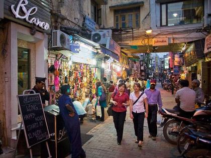 Delhi Khan Market 22nd most expensive retail space in world Annual rent US $ 229 over Rs 19000 per square foot know which place first position | Delhi Khan Market: दुनिया का 22वां सबसे महंगा खुदरा स्थान?, वार्षिक किराया 19000 रुपये प्रति वर्ग फुट, जानें पहले पायदान पर कौन जगह Delhi Khan Market 22nd most expensive retail space in world Annual rent US $ 229 over Rs 19000 per square foot know which place first position | Delhi Khan Market: दुनिया का 22वां सबसे महंगा खुदरा स्थान?, वार्षिक किराया 19000 रुपये प्रति वर्ग फुट, जानें पहले पायदान पर कौन जगह