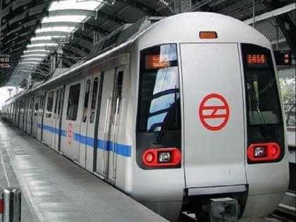 Delhi metro in 50 year old man commits suicide at Janakpuri east Metro Station due to diabetes | दिल्ली मेट्रो के आगे 50 वर्षीय शख्स ने लगाई छलांग, सुसाइड नोट को पढ़कर आपकी भी आंखें नम हो जाएंगी