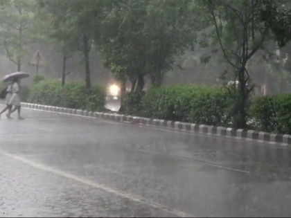 heavy rain lashes parts of delhi and warning for next 24 hours | दिल्ली-एनसीआर में सुबह-सुबह भारी बारिश, अगले 24 घंटे के लिए मौसम विभाग ने जारी किया अलर्ट